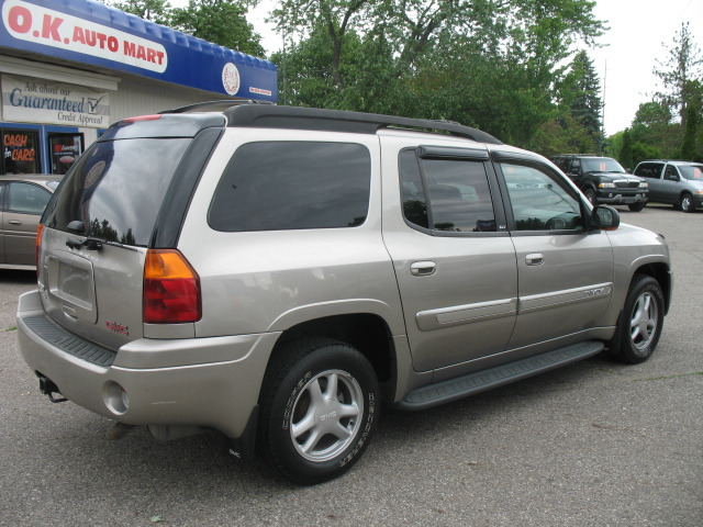 GMC Envoy XL 2002 photo 1