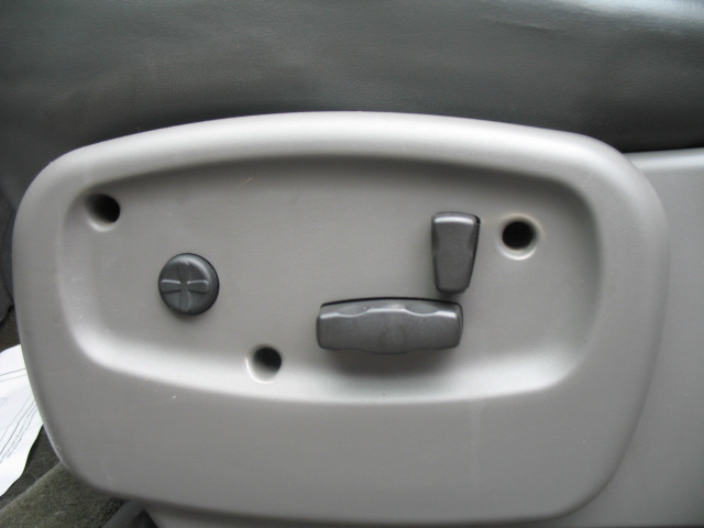 GMC Envoy XL 2002 photo 19