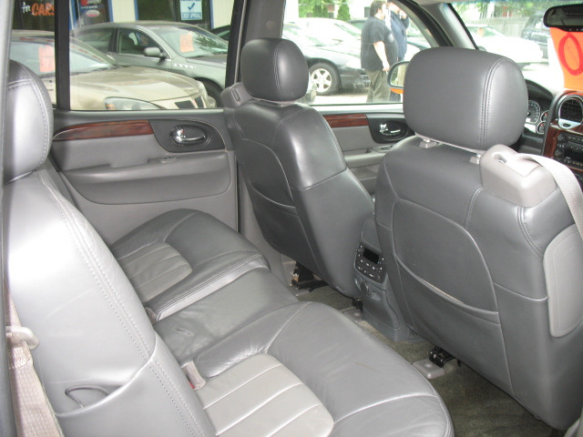 GMC Envoy XL 2002 photo 8