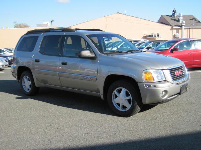 GMC Envoy XL 2003 photo 1