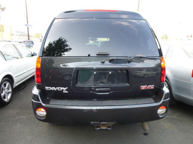 GMC Envoy XL 2003 photo 0