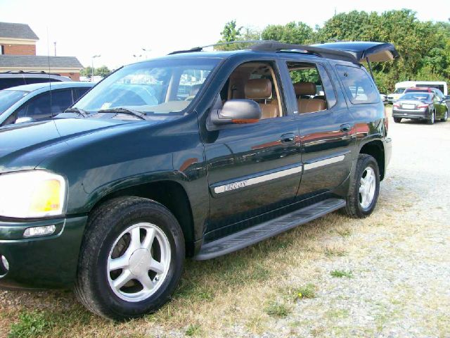 GMC Envoy XL 2003 photo 2