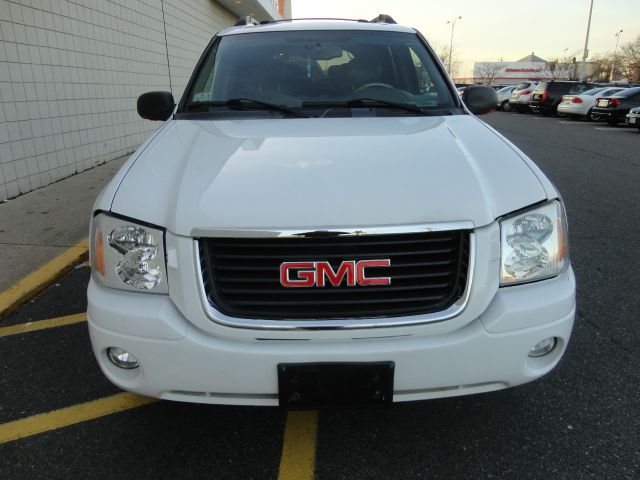 GMC Envoy XL 2003 photo 3
