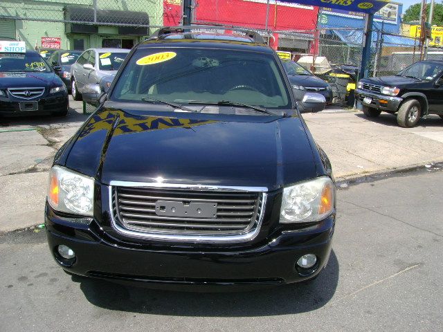 GMC Envoy XL 2003 photo 3