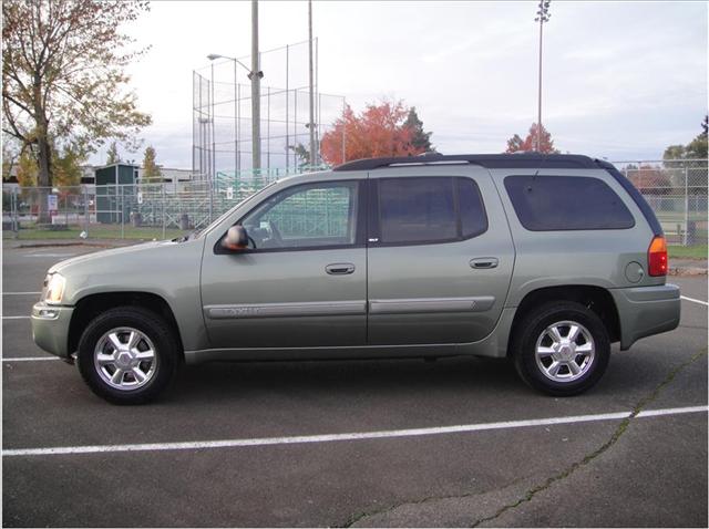 GMC Envoy XL 2003 photo 1