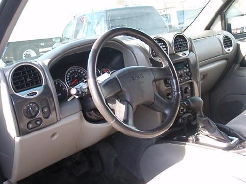 GMC Envoy XL 2003 photo 2