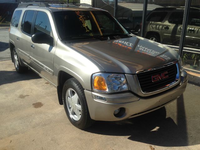 GMC Envoy XL 2003 photo 2