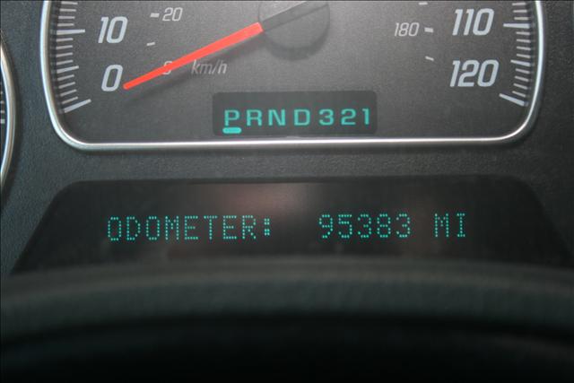 GMC Envoy XL 2003 photo 3