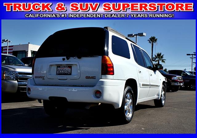 GMC Envoy XL 2003 photo 3