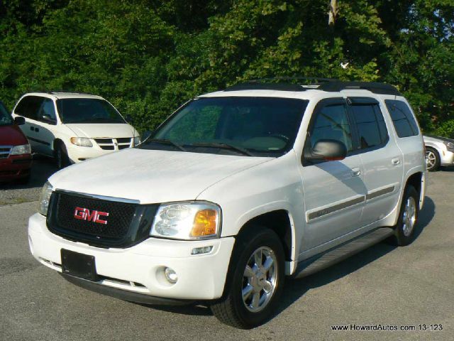 GMC Envoy XL 2003 photo 1