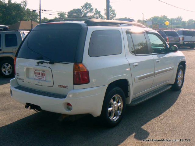 GMC Envoy XL 2003 photo 3
