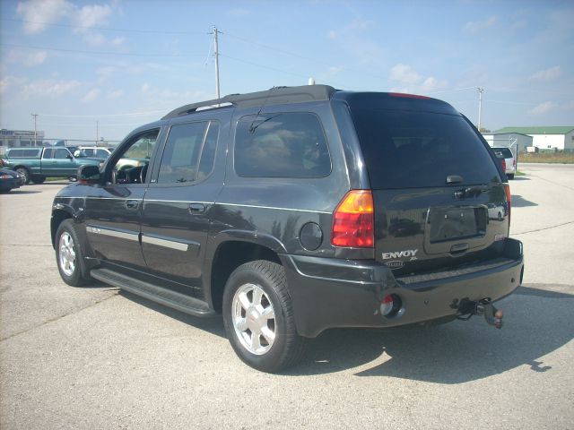 GMC Envoy XL LS 2500 HD SUV