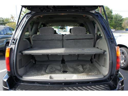 GMC Envoy XL 2004 photo 4