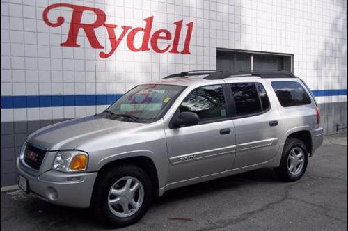 GMC Envoy XL 2004 photo 2