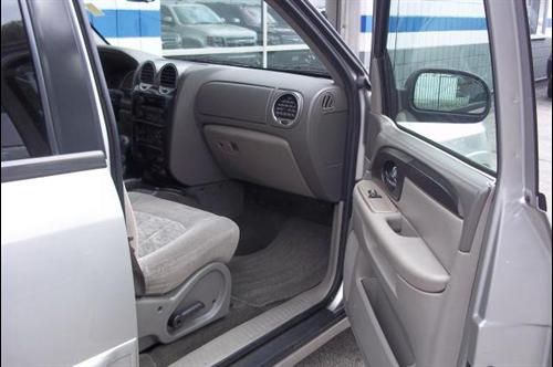 GMC Envoy XL 2004 photo 5