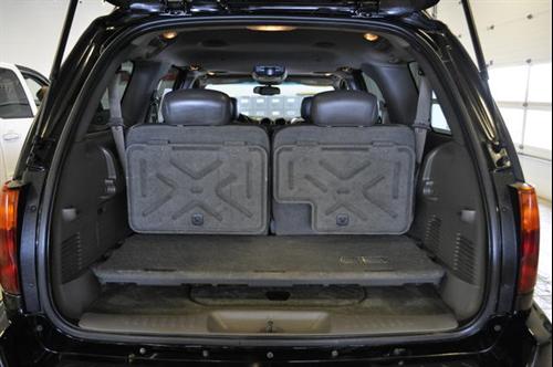 GMC Envoy XL 2004 photo 1