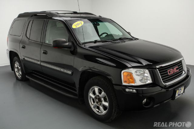 GMC Envoy XL 2004 photo 1