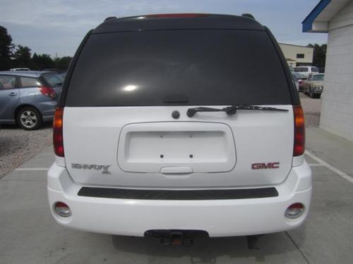 GMC Envoy XL 2004 photo 4