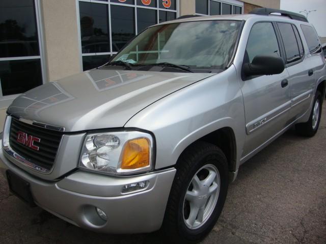 GMC Envoy XL 2004 photo 3