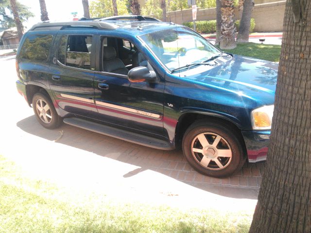 GMC Envoy XL 2004 photo 3