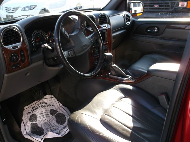 GMC Envoy XL 2004 photo 17