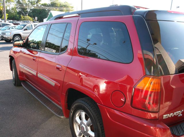 GMC Envoy XL 2004 photo 19