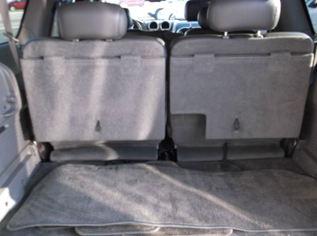 GMC Envoy XL 2004 photo 6