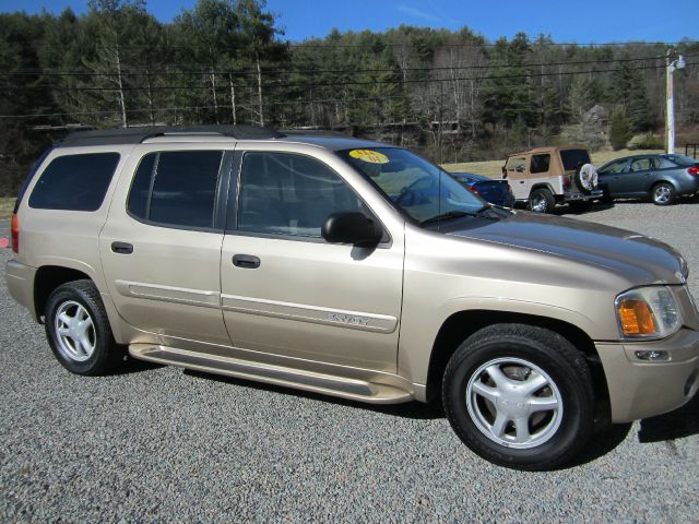 GMC Envoy XL 2004 photo 4