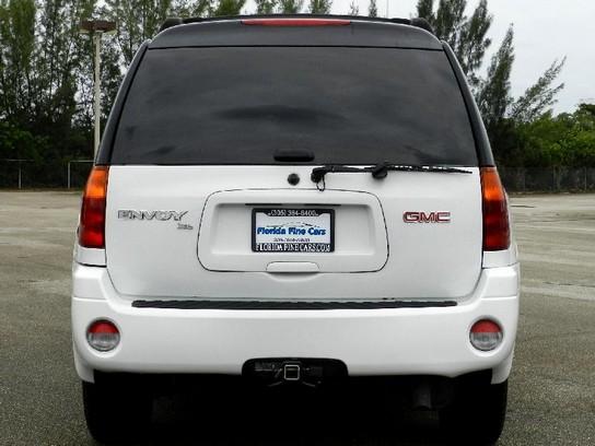 GMC Envoy XL 2004 photo 1