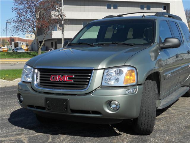 GMC Envoy XL 2004 photo 1
