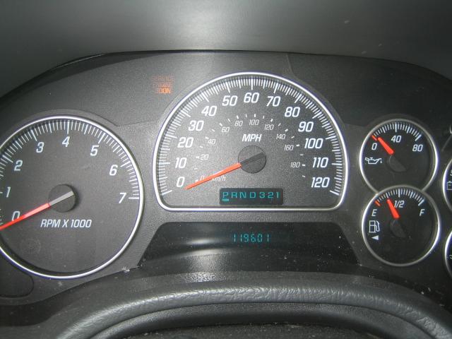 GMC Envoy XL 2004 photo 3