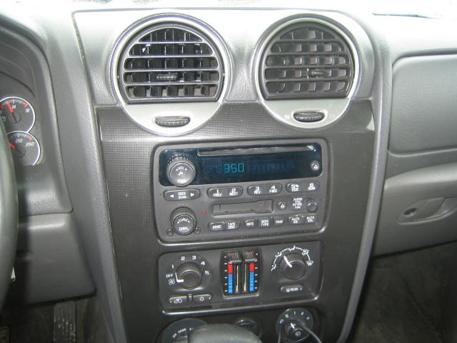 GMC Envoy XL 2004 photo 4