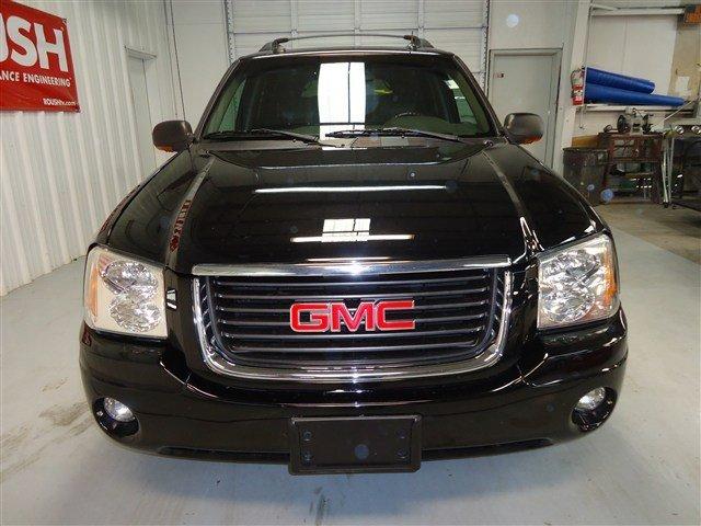 GMC Envoy XL 2004 photo 1