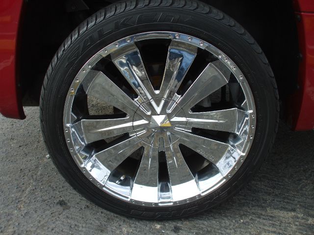 GMC Envoy XL 2004 photo 2