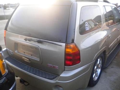 GMC Envoy XL 2004 photo 4