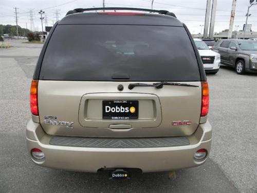 GMC Envoy XL 2004 photo 2