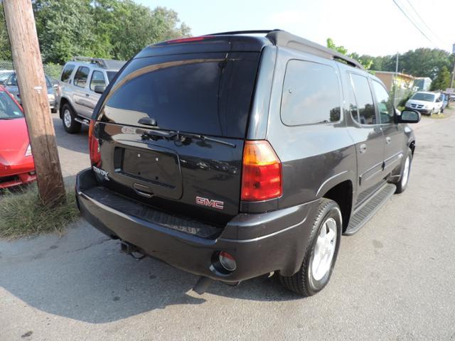 GMC Envoy XL 2004 photo 3