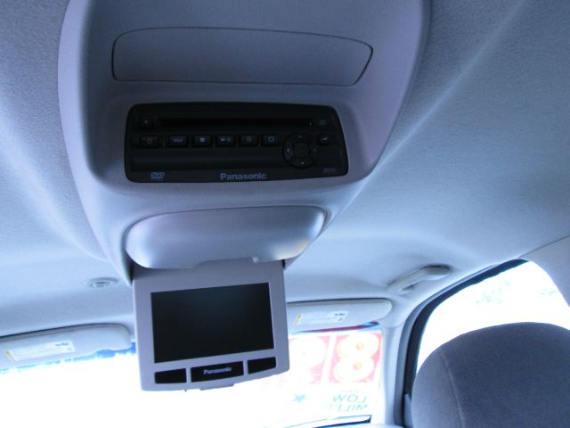 GMC Envoy XL 2004 photo 4
