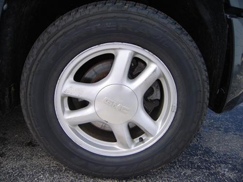 GMC Envoy XL 2004 photo 4