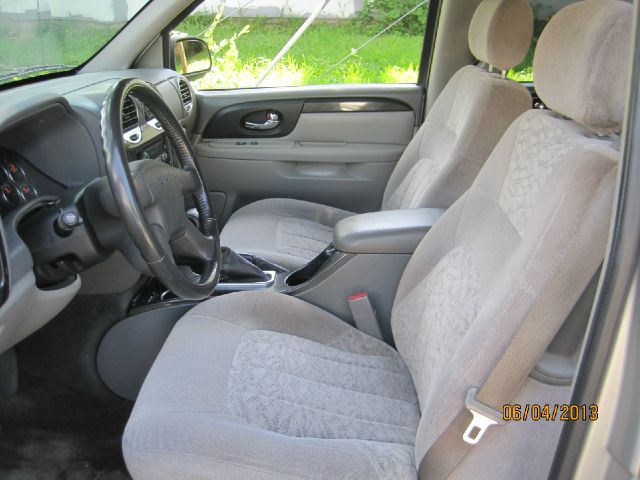 GMC Envoy XL 2004 photo 18