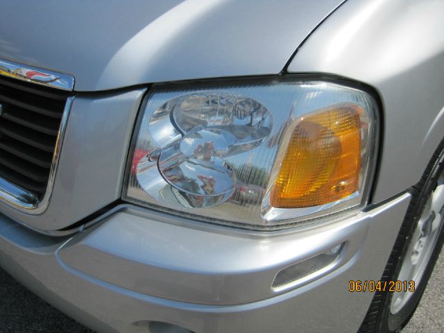 GMC Envoy XL 2004 photo 19