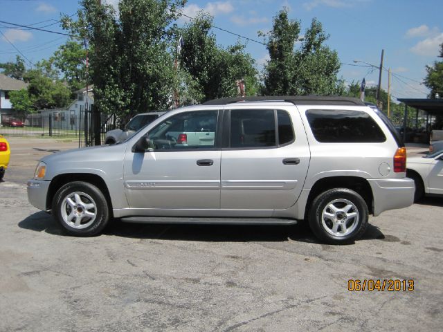 GMC Envoy XL 2004 photo 21