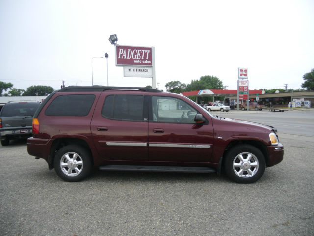 GMC Envoy XL 2004 photo 2