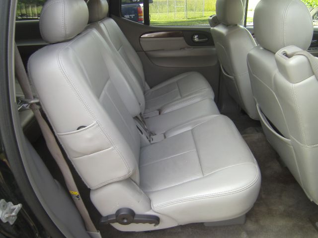 GMC Envoy XL 2005 photo 4