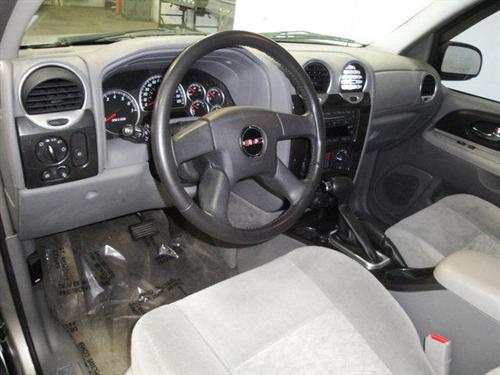 GMC Envoy XL 2005 photo 4