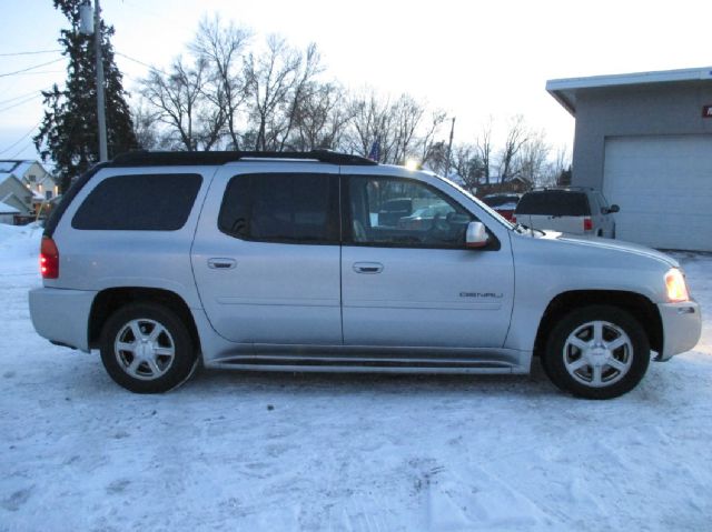 GMC Envoy XL 2005 photo 3
