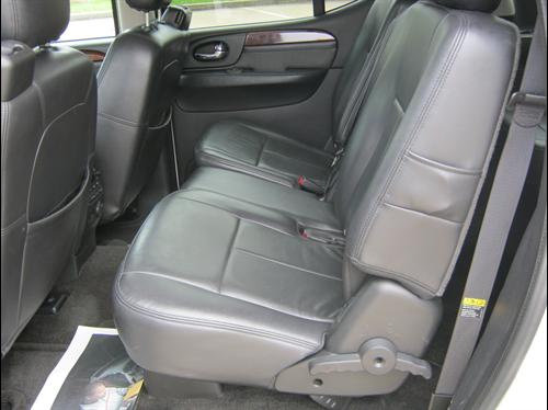 GMC Envoy XL 2005 photo 1