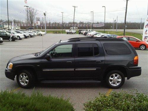 GMC Envoy XL 2005 photo 2