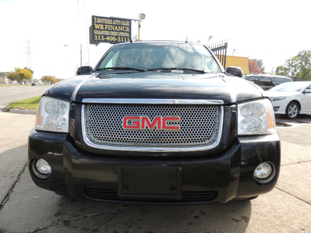GMC Envoy XL 2005 photo 4