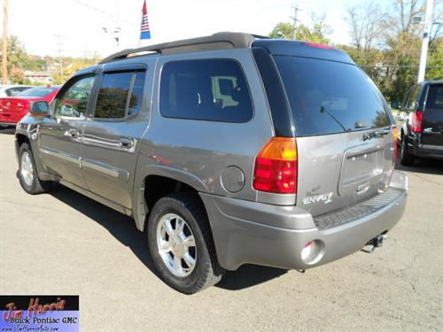 GMC Envoy XL 2005 photo 1